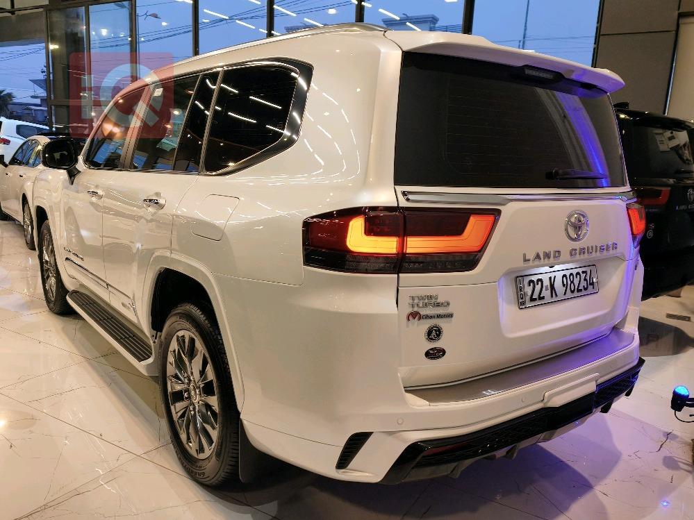 تويوتا لاندكروزر